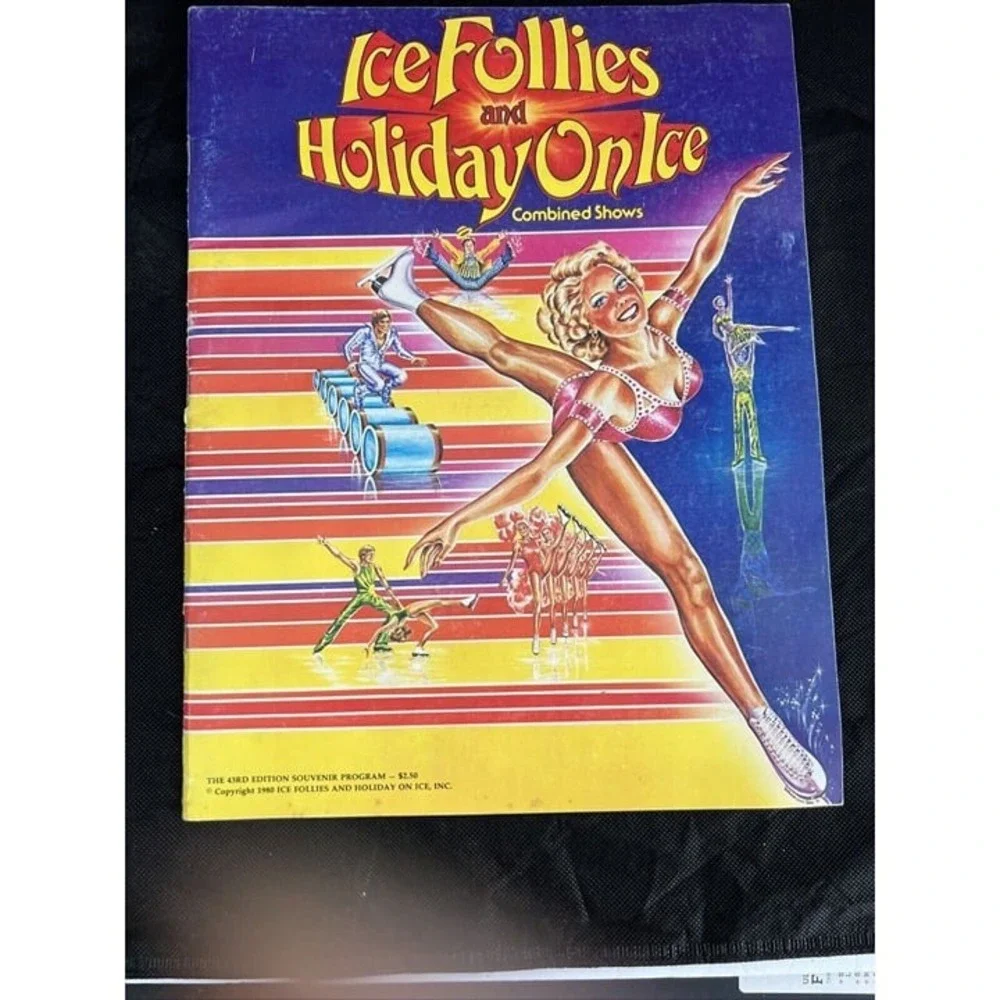 VINTAGE HOLIDAY ON ICE‎ AND ICE CAPADES PROGRAM LOT OF 6 (569)